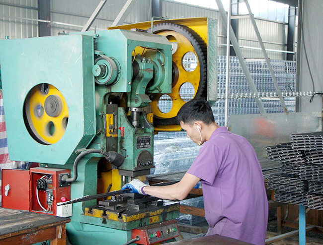 生產(chǎn)車(chē)間